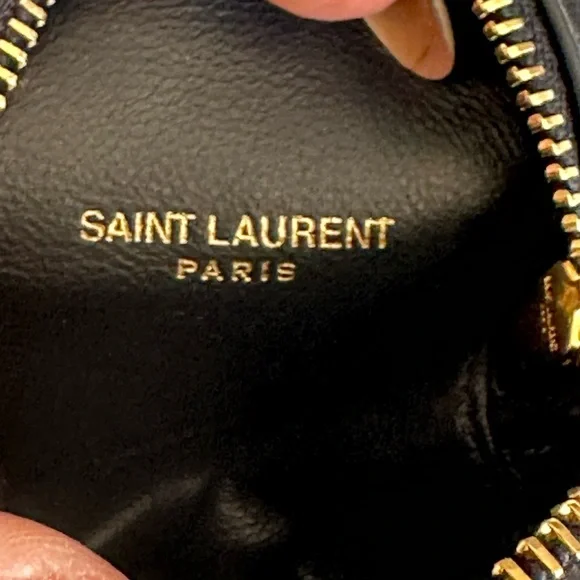 🔥SOLD 🔥Saint Laurent cube bag charm AirPod case coin case mini pouch - Picture 4 of 8